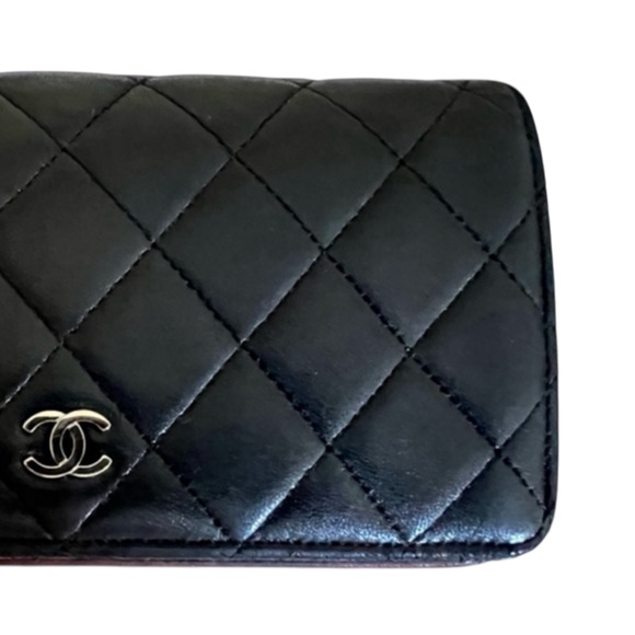 CHANEL Quilted Caviar Trifold Classic Flap Wallet - Picture 8 of 13